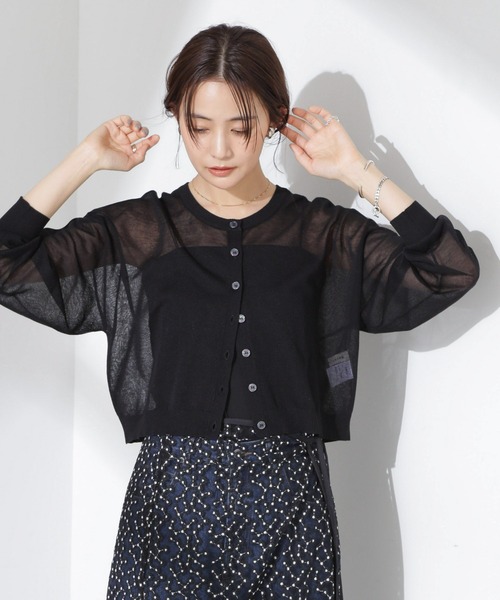 NANO universe（ナノユニバース）の「クロップドシアーニットカーディガン（カーディガン/ボレロ・レディース・ホワイト/ブラック/グリーン・FREE）」の17枚目の写真