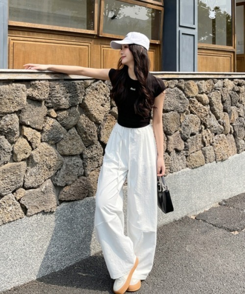 gossip!ロサンゼルス(ゴシップロサンゼルス)の「Y2K無地ライトドライカジュアルパンツ(カーゴパンツ・レディース・ブラウン/ホワイト/ブラック/レッド/グレー・FREE)」の8枚目の写真