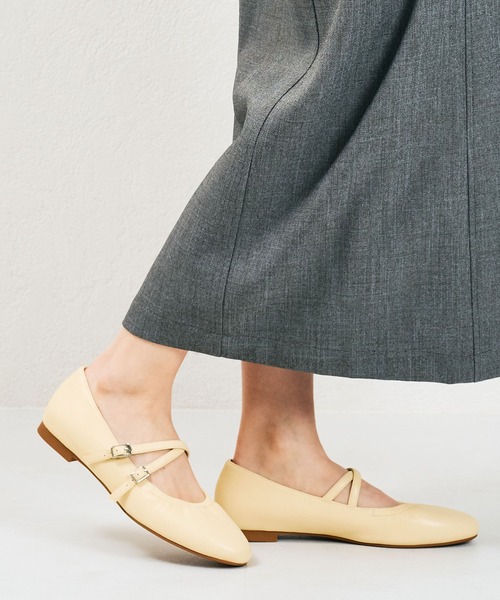 ORiental TRaffic（オリエンタルトラフィック）の「ギャザーストラップバレエパンプス/41182（バレエシューズ・レディース・イエロー/ブラック/シルバー・36/37/38/39/35）」の17枚目の写真