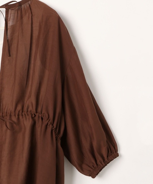 LEPSIM（レプシィム）の「着回し5分袖ブラウス《2点セット》　243208（シャツ/ブラウス・レディース・ブラック/オフホワイト/ブラウン/オレンジ/ライトブルー/ベージュ系その他/ラベンダー・FREE）」の10枚目の写真