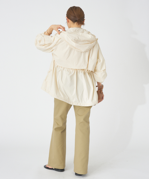 IENA（イエナ）の「Product Twelve/プロダクト トゥエルブ Rain Jacket ジャケット 25SS-PBL01（マウンテンパーカー・レディース・ブラック/ホワイト・FREE）」の13枚目の写真