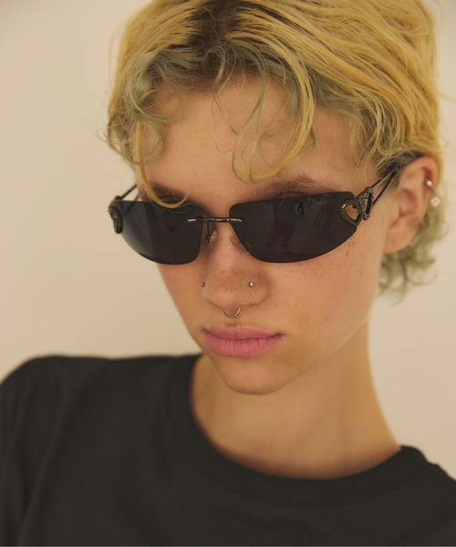 Carmelo(カーメロ)の「Coeur sunglasses(サングラス・レディース・シルバー/ゴールド/ブラック・FREE)」の8枚目の写真