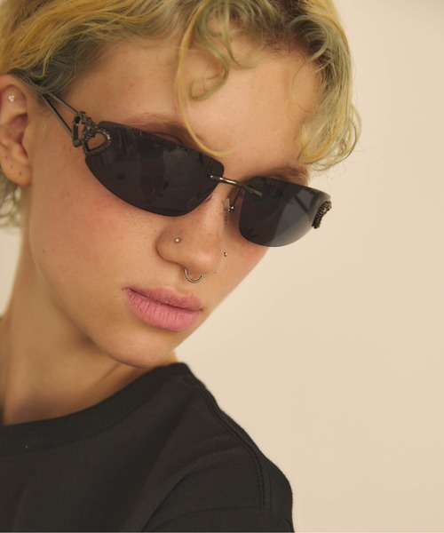 Carmelo(カーメロ)の「Coeur sunglasses(サングラス・レディース・シルバー/ゴールド/ブラック・FREE)」の9枚目の写真
