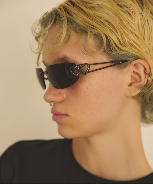 Carmelo(カーメロ)の「Coeur sunglasses(サングラス・レディース・シルバー/ゴールド/ブラック・FREE)」の12枚目の写真