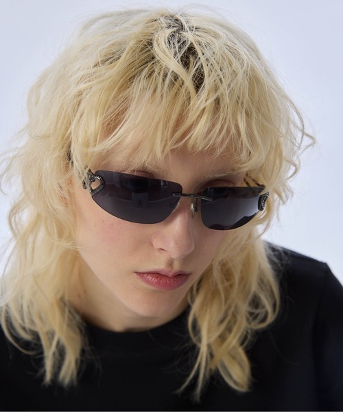 Carmelo(カーメロ)の「Coeur sunglasses(サングラス・レディース・シルバー/ゴールド/ブラック・FREE)」の22枚目の写真