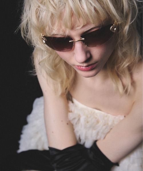 Carmelo(カーメロ)の「Coeur sunglasses(サングラス・レディース・シルバー/ゴールド/ブラック・FREE)」の17枚目の写真