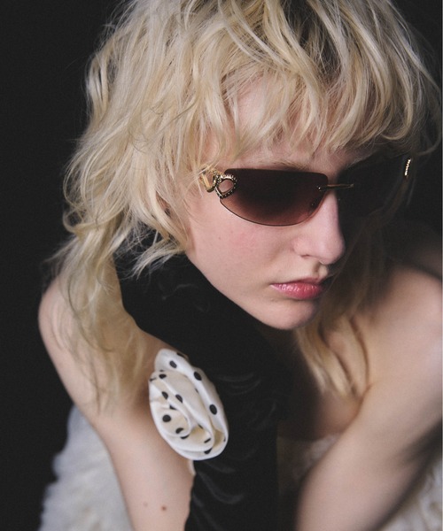Carmelo(カーメロ)の「Coeur sunglasses(サングラス・レディース・シルバー/ゴールド/ブラック・FREE)」の18枚目の写真
