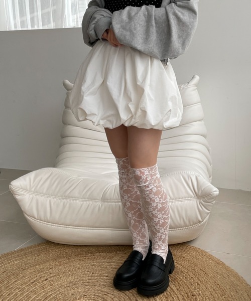 WEGO(ウィゴー)の「WEGO/ナイロンバルーンミニスカート(スカート・レディース・ブラック/オフホワイト・FREE)」の13枚目の写真