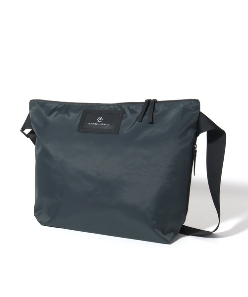 MICHAEL LINNELL（マイケル リンネル）の「【MICHAEL LINNELL/マイケルリンネル】Big shoulder bag/ショルダーバッグ(容量：約15L）（ショルダーバッグ・メンズ・ブラック/ベージュ/グレー・FREE）」の3枚目の写真