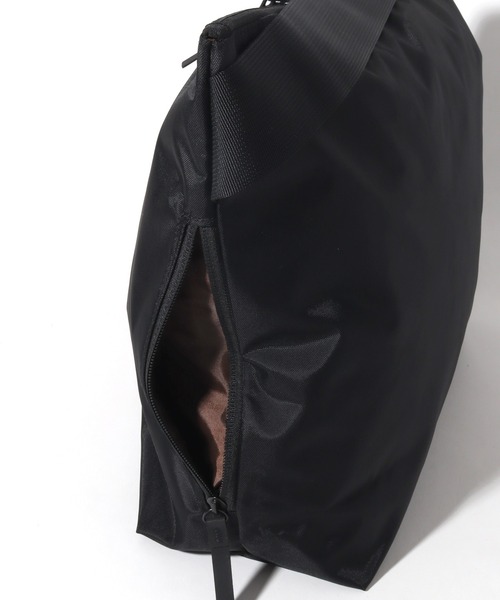 MICHAEL LINNELL（マイケル リンネル）の「【MICHAEL LINNELL/マイケルリンネル】Big shoulder bag/ショルダーバッグ(容量：約15L）（ショルダーバッグ・メンズ・ブラック/ベージュ/グレー・FREE）」の12枚目の写真