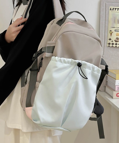 Miniministore(ミニミニストア)の「リュックサック 大容量A4 バックパック(バックパック/リュック・レディース・ワインレッド/グレイッシュベージュ/ミント・FREE)」の16枚目の写真