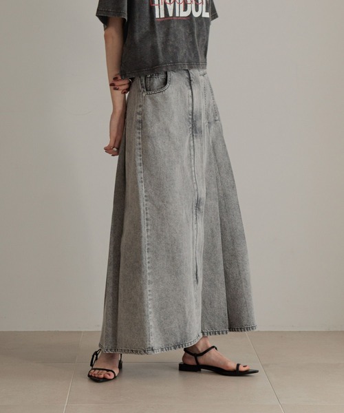 LOWRYS FARM(ローリーズファーム)の「デニムプリーツスカート 290116(スカート・レディース・ブラック/グレー/ブルー・FREE)」の7枚目の写真