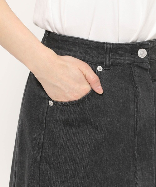 LOWRYS FARM(ローリーズファーム)の「デニムプリーツスカート 290116(スカート・レディース・ブラック/グレー/ブルー・FREE)」の19枚目の写真