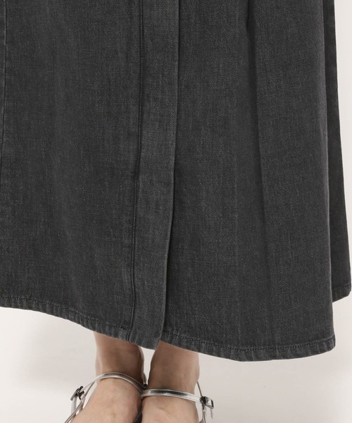 LOWRYS FARM(ローリーズファーム)の「デニムプリーツスカート 290116(スカート・レディース・ブラック/グレー/ブルー・FREE)」の18枚目の写真