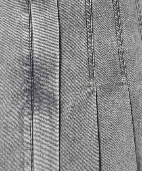 LOWRYS FARM(ローリーズファーム)の「デニムプリーツスカート 290116(スカート・レディース・ブラック/グレー/ブルー・FREE)」の14枚目の写真