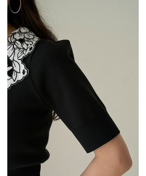 SNIDEL（スナイデル）の「Sustainableエンブロイダリープルオーバー（ニット/セーター・レディース・ラベンダー/ブラック/アイボリー・FREE）」の7枚目の写真