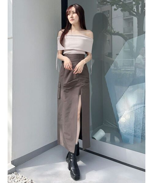 MERCURYDUO（マーキュリーデュオ）の「フロントスリットカーゴスカート（スカート・レディース・アイボリー/ブラック/ブラウン・SMALL/MEDIUM）」の4枚目の写真