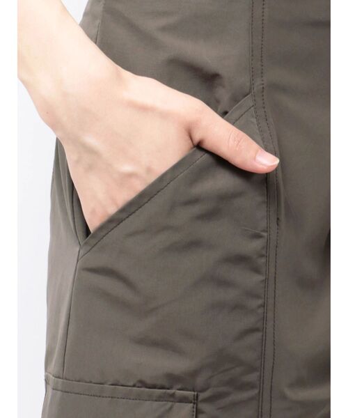 MERCURYDUO（マーキュリーデュオ）の「フロントスリットカーゴスカート（スカート・レディース・アイボリー/ブラック/ブラウン・SMALL/MEDIUM）」の19枚目の写真