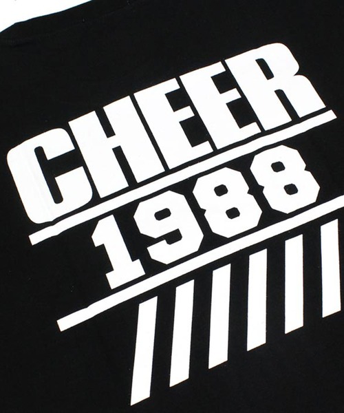 CHEER(チアー)の「ダイアゴナルスタープリントバックロゴBIGTEE(Tシャツ/カットソー・レディース・ホワイト/ブラック・M/S/L)」の11枚目の写真
