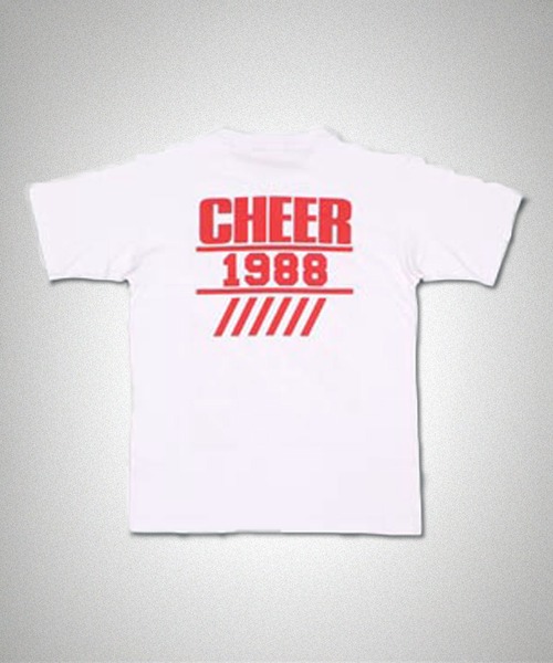 CHEER(チアー)の「ダイアゴナルスタープリントバックロゴBIGTEE(Tシャツ/カットソー・レディース・ホワイト/ブラック・M/S/L)」の13枚目の写真