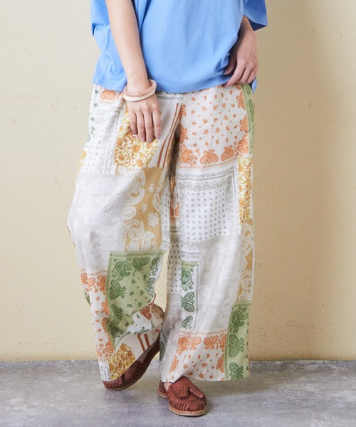 CUBE SUGAR（キューブシュガー）の「綿ソフトボイル総柄プリントギャザーパンツ（その他パンツ・レディース・ブラック系その他/ホワイト系その他/ベージュ系その他/ブルー系その他・M）」の4枚目の写真