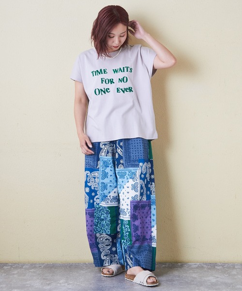 CUBE SUGAR（キューブシュガー）の「綿ソフトボイル総柄プリントギャザーパンツ（その他パンツ・レディース・ブラック系その他/ホワイト系その他/ベージュ系その他/ブルー系その他・M）」の17枚目の写真