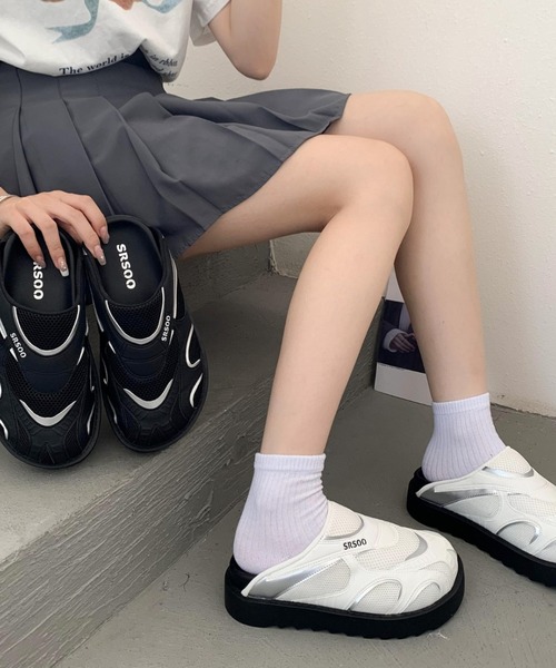 Vipoa（ヴィポア）の「モノトーンハーフスリッポン（スリッポン・レディース・ホワイト/ブラック・SMALL/MEDIUM/LARGE）」の8枚目の写真