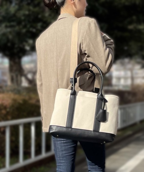 cache cache(カシュ カシュ)の「cache cache カシュカシュ ショルダー付きキャンバストート大(トートバッグ・レディース・ブラック/ライトイエロー/ブラック×ブラック/その他・FREE)」の20枚目の写真