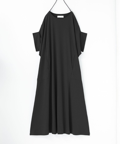 n'OrLABEL(ノアールレーベル)の「【接触冷感】変形ドルマンカットワンピース(ワンピース・レディース・ブルー/チャコール/イエロー/ブラック・FREE)」の12枚目の写真