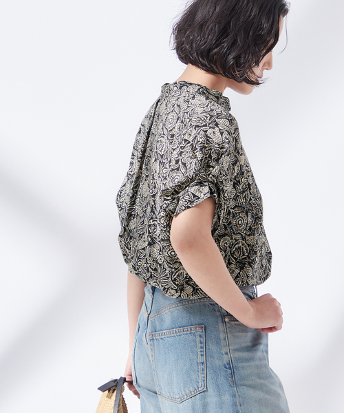 journal standard L'essage（ジャーナルスタンダードレサージュ）の「《追加3》DEVEAUX GOLDラメモノトーンシャツ（シャツ/ブラウス・レディース・ブラック/オートミール/ブラック系その他・FREE）」の11枚目の写真