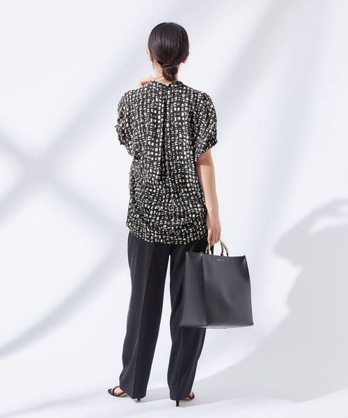 journal standard L'essage（ジャーナルスタンダードレサージュ）の「《追加3》DEVEAUX GOLDラメモノトーンシャツ（シャツ/ブラウス・レディース・ブラック/オートミール/ブラック系その他・FREE）」の14枚目の写真