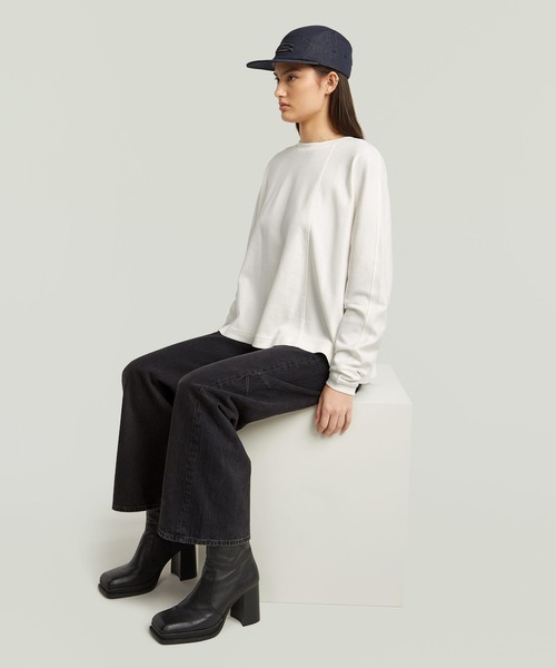 G-STAR（ジースター）の「A LINE OVERSIZED T-SHIRT/AラインオーバーサイスロングスリーブTシャツ（Tシャツ/カットソー・レディース・ダークブラック/オフホワイト・SMALL/X-SMALL/MEDIUM/LARGE）」の11枚目の写真