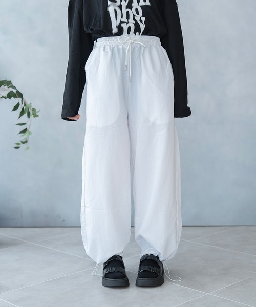 Asterellivi（アステレリビ）の「ウエストゴム ワイドパンツ（その他パンツ・レディース・ピンク/ホワイト/チャコールグレー/ブラック・M/L）」の18枚目の写真