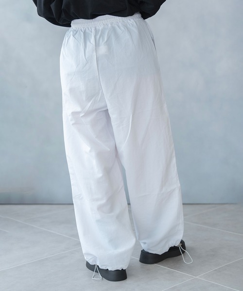 Asterellivi（アステレリビ）の「ウエストゴム ワイドパンツ（その他パンツ・レディース・ピンク/ホワイト/チャコールグレー/ブラック・M/L）」の10枚目の写真