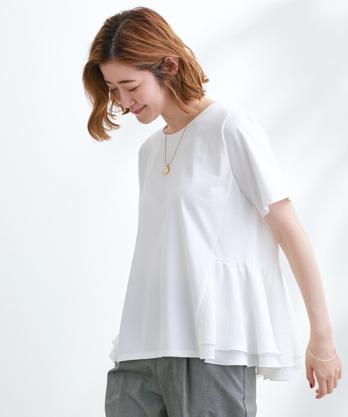 grove（グローブ）の「【UV・冷感】布帛使いフレアーTシャツ（Tシャツ/カットソー・レディース・オフホワイト/ブラック/ブルーグリーン/オレンジ・02/03/01/04/05）」の2枚目の写真