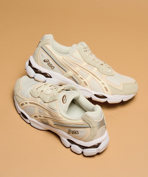 ASICS(アシックス)の「【ASICS】GEL-NYC 2055(スニーカー・メンズ・ブラック/グレー/クリーム・22.5cm/23cm/23.5cm/24cm/24.5cm/25/25.5/26cm/26.5/27cm/27.5/28cm)」の3枚目の写真
