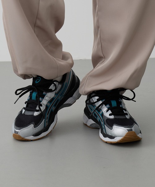 ASICS(アシックス)の「【ASICS】GEL-NYC 2055(スニーカー・メンズ・ブラック/グレー/クリーム・22.5cm/23cm/23.5cm/24cm/24.5cm/25/25.5/26cm/26.5/27cm/27.5/28cm)」の20枚目の写真