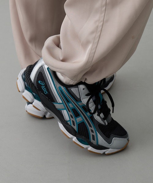ASICS(アシックス)の「【ASICS】GEL-NYC 2055(スニーカー・メンズ・ブラック/グレー/クリーム・22.5cm/23cm/23.5cm/24cm/24.5cm/25/25.5/26cm/26.5/27cm/27.5/28cm)」の18枚目の写真