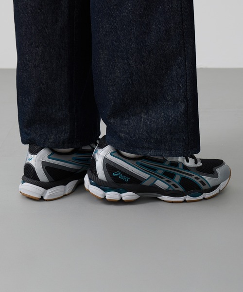 ASICS(アシックス)の「【ASICS】GEL-NYC 2055(スニーカー・メンズ・ブラック/グレー/クリーム・22.5cm/23cm/23.5cm/24cm/24.5cm/25/25.5/26cm/26.5/27cm/27.5/28cm)」の15枚目の写真