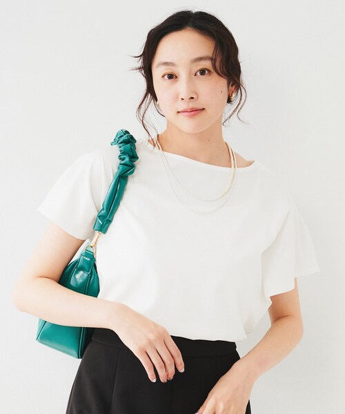 UNTITLED（アンタイトル）の「ラッフルスリーブプルオーバー（Tシャツ/カットソー・レディース・オフホワイト/チャコールグレー/ブルー/ブラック/ブラウン系その他・02）」の7枚目の写真