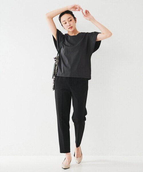 UNTITLED（アンタイトル）の「ラッフルスリーブプルオーバー（Tシャツ/カットソー・レディース・オフホワイト/チャコールグレー/ブルー/ブラック/ブラウン系その他・02）」の13枚目の写真