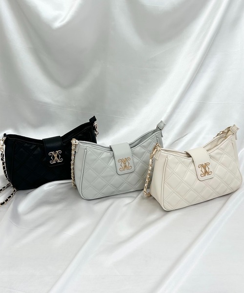 INGNI(イング)の「キルティング2Wayショルダーバッグ(ショルダーバッグ・レディース・グレー/オフホワイト/ブラック・ONE SIZE)」の4枚目の写真