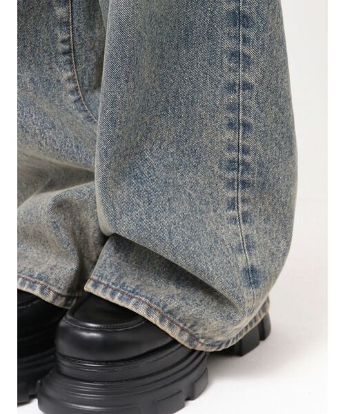 EMODA（エモダ）の「アートステッチワイドルーズジーンズ（デニムパンツ・レディース・インディゴブルー/ライトブルー・MEDIUM/SMALL）」の6枚目の写真