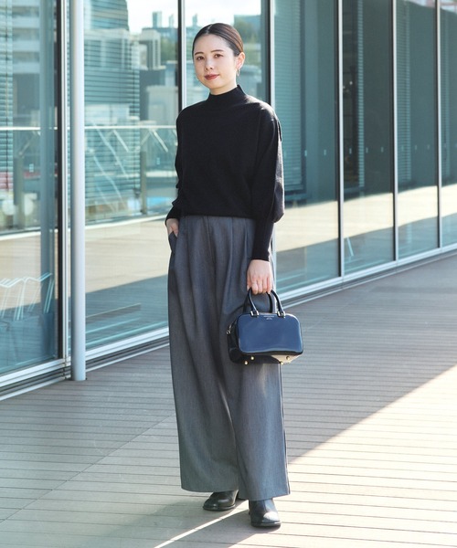 BEAMS HEART（ビームスハート）の「【2色展開】ふっくら袖 ハイネック ニット（ニット/セーター・レディース・サックスブルー/ブラック/グレー/オフホワイト・FREE）」の11枚目の写真