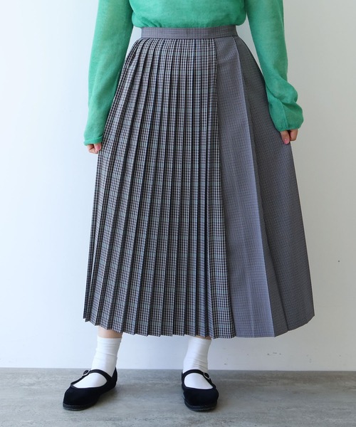 yuni（ユニ　）の「ウールポリエステルCheck switch pleated スカート（スカート・レディース・ベージュ/グレー・FREE）」の5枚目の写真
