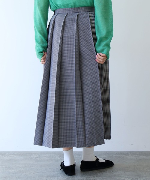 yuni（ユニ　）の「ウールポリエステルCheck switch pleated スカート（スカート・レディース・ベージュ/グレー・FREE）」の8枚目の写真