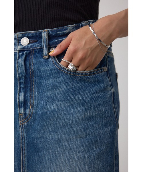 AZUL by moussy（アズールバイマウジー）の「C/T冷感サイドゴムデニムスカート（デニムスカート・レディース・ブルー/ダークブルー・SMALL/MEDIUM/LARGE）」の18枚目の写真