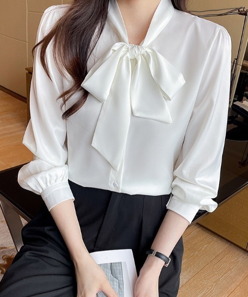 yuue' ( wear )(ユーイ)の「オフィス、プライベート、オケージョンにも◎ボウタイリボン長袖ブラウス(シャツ/ブラウス・レディース・ブルー/ホワイト/ベージュ・FREE)」の18枚目の写真
