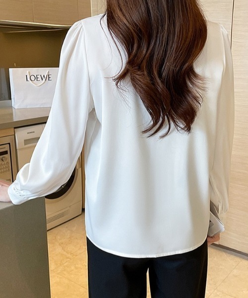 yuue' ( wear )(ユーイ)の「オフィス、プライベート、オケージョンにも◎ボウタイリボン長袖ブラウス(シャツ/ブラウス・レディース・ブルー/ホワイト/ベージュ・FREE)」の19枚目の写真