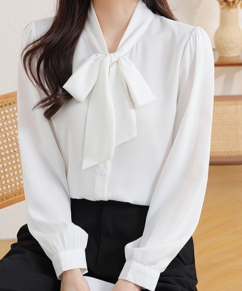 yuue' ( wear )(ユーイ)の「オフィス、プライベート、オケージョンにも◎ボウタイリボン長袖ブラウス(シャツ/ブラウス・レディース・ブルー/ホワイト/ベージュ・FREE)」の15枚目の写真